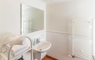 1 Bedroom Stunning Apartment In Dagebüll - 4