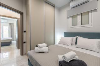 Neaira City Apartment Near The Beach - 6