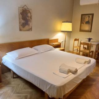 Vintage Apartment in Center - Tirana - 0