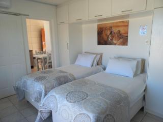 Come Home in Oudtshoorn Self-Catering Units - Oudtshoorn - 8