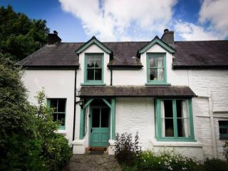 Wellstone Cottages - Perfect for Parties - Birthdays - Stag and Hen Weekends - Yoga and Wellbeing Retreats - Sleeps up to 30 - 7