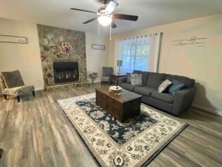 Donna’s Charm: 3 BR/king-suite/pools/golf - Daphne - 4