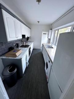 18 min to central London 5 min walk to Abby wood - Londra - 7