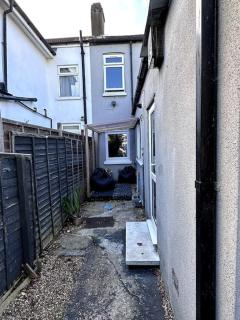 18 min to central London 5 min walk to Abby wood - Londra - 6