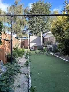 18 min to central London 5 min walk to Abby wood - Londra - 2