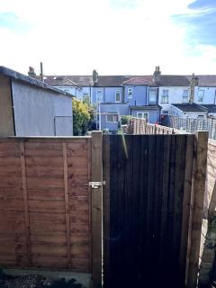18 min to central London 5 min walk to Abby wood - Londra - 1