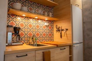 Arctic Circle Retreat: Stylish 2-Room Apartment - 8