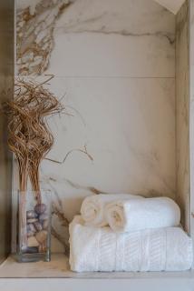 Stunning 3 Bed Duplex Apartment in the heart of West Hampstead - London - 1