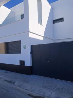 APARTAMENTO TURISTICO EN LEBRIJA - Lebrija - 0