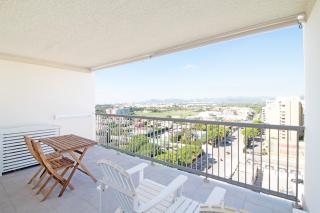Global Properties, Moderno apartamento con piscina en la playa de Canet - 0