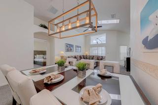 545 -Beautiful 4 Bed Home with Sparkling Pool and Games Room - 6
