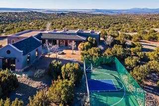 Windy Acres Retreat - 0