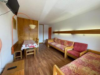 Appartement 2P pour 4 pers., balcon sud, au pied des pistes, centre Les Menuires - FR-1-452-204 - Les Menuires - 0