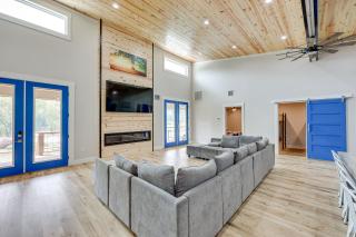 Riverfront Caddo Shack Home with Views and Fire Pit - Glenwood - 8