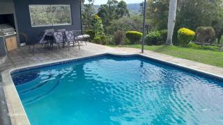 Cosmic Retreat - Family Guest Home - Queensburgh - 0
