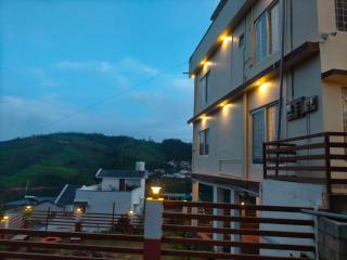 Sandy Luxury Villa 3 Bhk - Ooty - 8