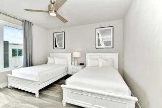 Chic & Cozy Condo Near Disney With Resort & Waterpark Access - B45-235 - 3