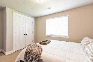 Sleepy Ridge Apt in Vineyard/Orem (Sleeps 6) - Orem - 2