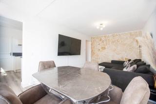 Sablier T4 parking dans une residence securisee - Marselha - 3