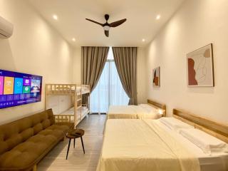 The Podium-Studio-Free 1 Parking-6 Pax-D321B - Kuching - 0