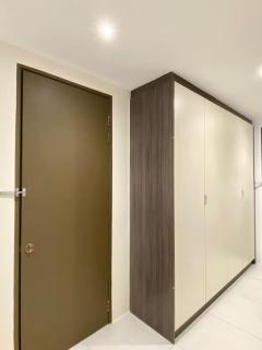 The Podium-Studio-Free 1 Parking-6 Pax-D321B - 2