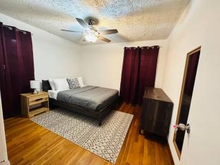 Peaceful Suburban Gateway - 5