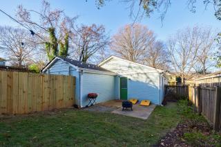 5 min Grant park with Fenced Yard Parking Pet Friendly - Atlanta - 1