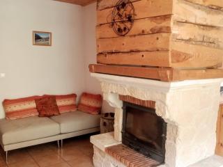 Chalet 6 pièces avec cheminée, parking privé, proche Monêtier-les-Bains - FR-1-762-30 - Le Monêtier-les-Bains - 4