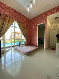 Aprilia Villa - Batu - 5