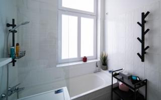 Cosy Rock Apartment - Budapest - 3