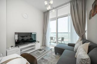 StoneTree - Cozy 1BR with spacious balcony in Golf Vita A - Dubai - 9