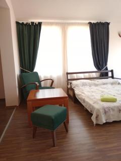 Wild Cherry 2 bedroom Apartament Economy-3 - 3