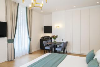 Vestay Montaigne - Paris - 5