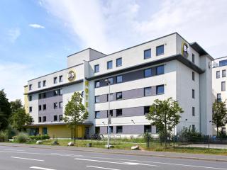 B&B Hotel Darmstadt - Darmstadt - 1