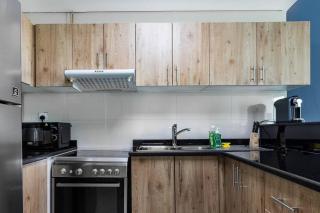 Tranquil Retreat With Epic Marina View - 2