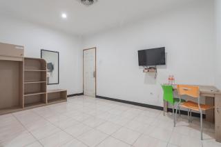 RedDoorz near Sukabumi Station 2 - Sukabumi - 3