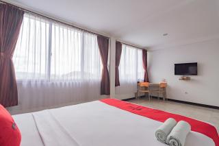 RedDoorz near Sukabumi Station 2 - Sukabumi - 1