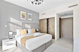 StoneTree - Stylish 1BR & Pool with Burj Khalifa Views - Dubai - 2