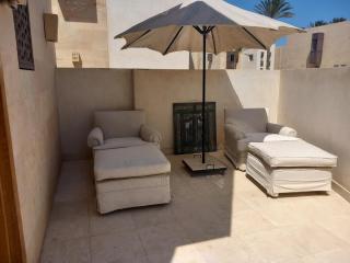 Nayah Stays, Ground terraces Studio - 5