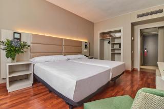 B&B HOTEL Zaragoza Royal - Zaragoza - 0