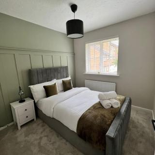 STUNNING 2 Bedroom City Centre Apartment with FREE PARKING - Birmingham - 7