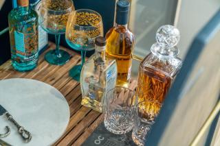 Beautiful Renovated House - 9