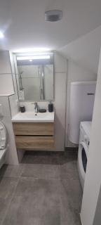 Studio Climatisé 2 couchages - 6