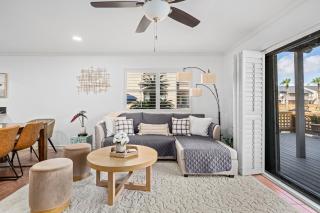 The BS Lake House - Rockport - 9