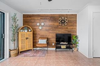 The BS Lake House - Rockport - 5