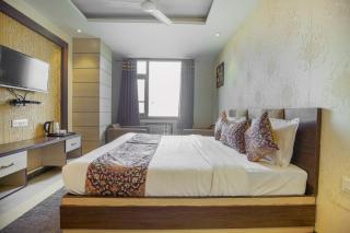 VK Hotels & Resorts - Amritsar - 3