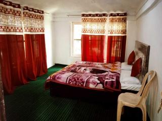 Hotel O Home Homestay Manzoor Dedard - Pahalgām - 1