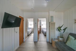 Charming Hampton Home with Porch, Walk to Beach! - Hampton - 5