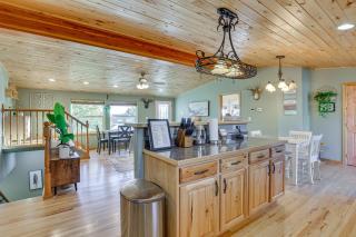 Serene Fairplay Home with Hot Tub and Fireplace! - 3