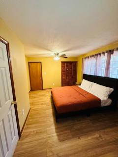 Peaceful Suburban Gateway - 9